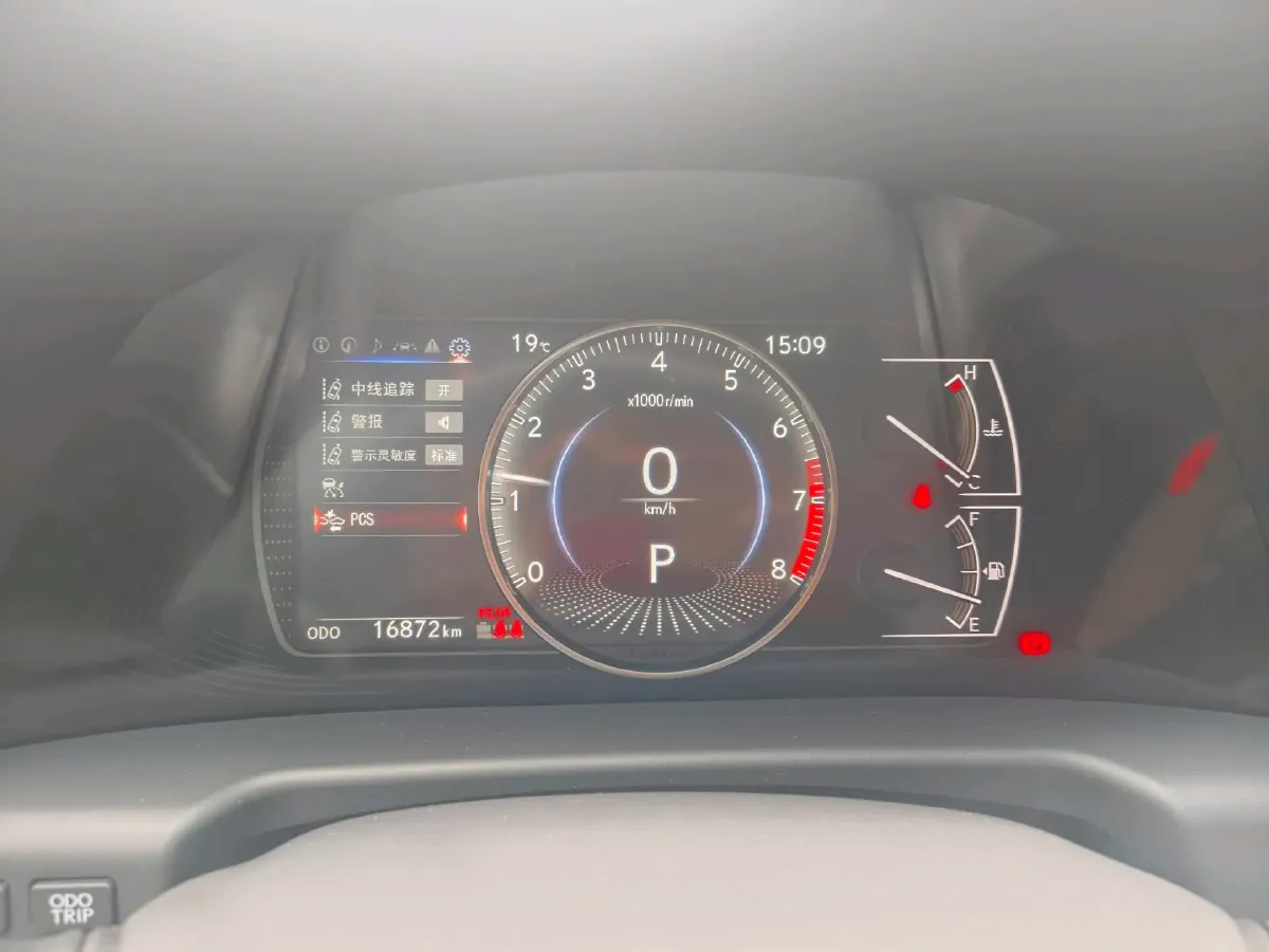2025 Lexus ES 2.0L 173HP L4 CVT,autocango,china used car exporter,china ev exporter,chinese used car exporter,chinese used ev exporter