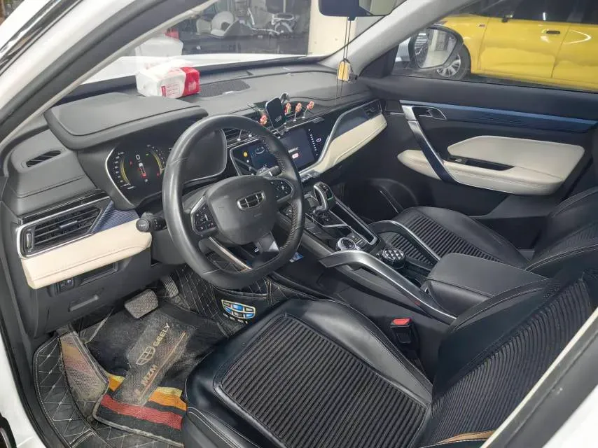 2022 Geely Azkarra 1.8T 184HP L4 7DCT,autocango,china used car exporter,china ev exporter,chinese used car exporter,chinese used ev exporter