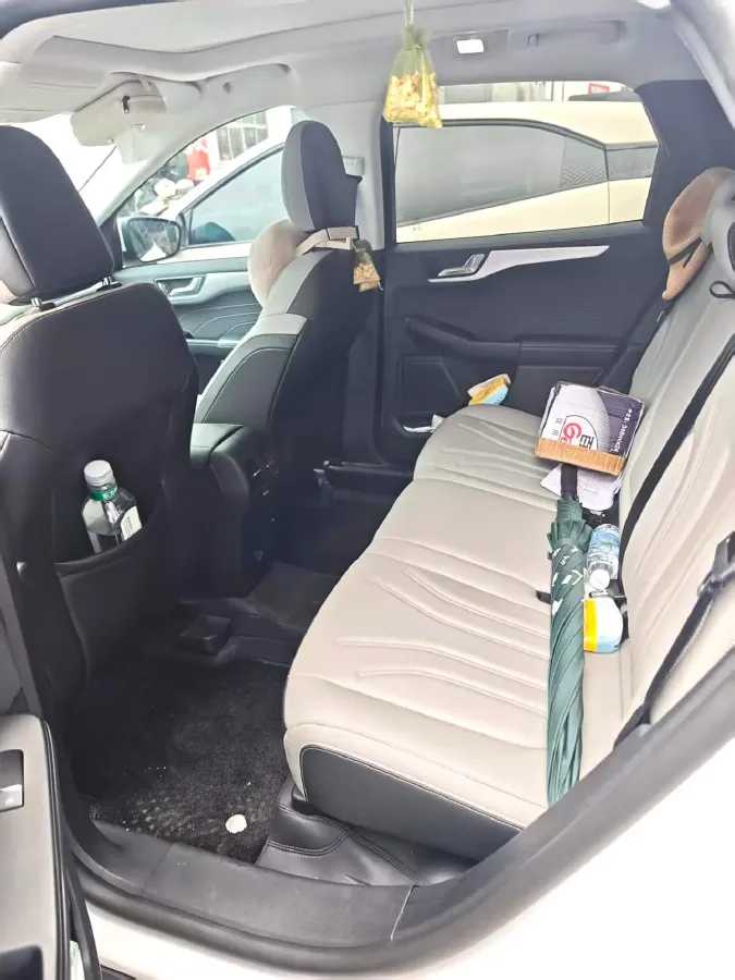 2024 Ford Escape 2.0T 248HP L4 8AT,autocango,china used car exporter,china ev exporter,chinese used car exporter,chinese used ev exporter