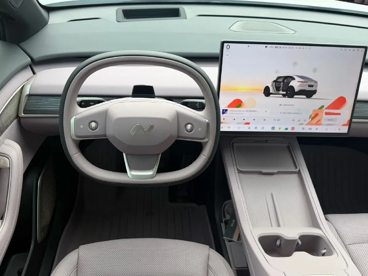 2024 IM L6 BEV 75KWH,autocango,china used car exporter,china ev exporter,chinese used car exporter,chinese used ev exporter