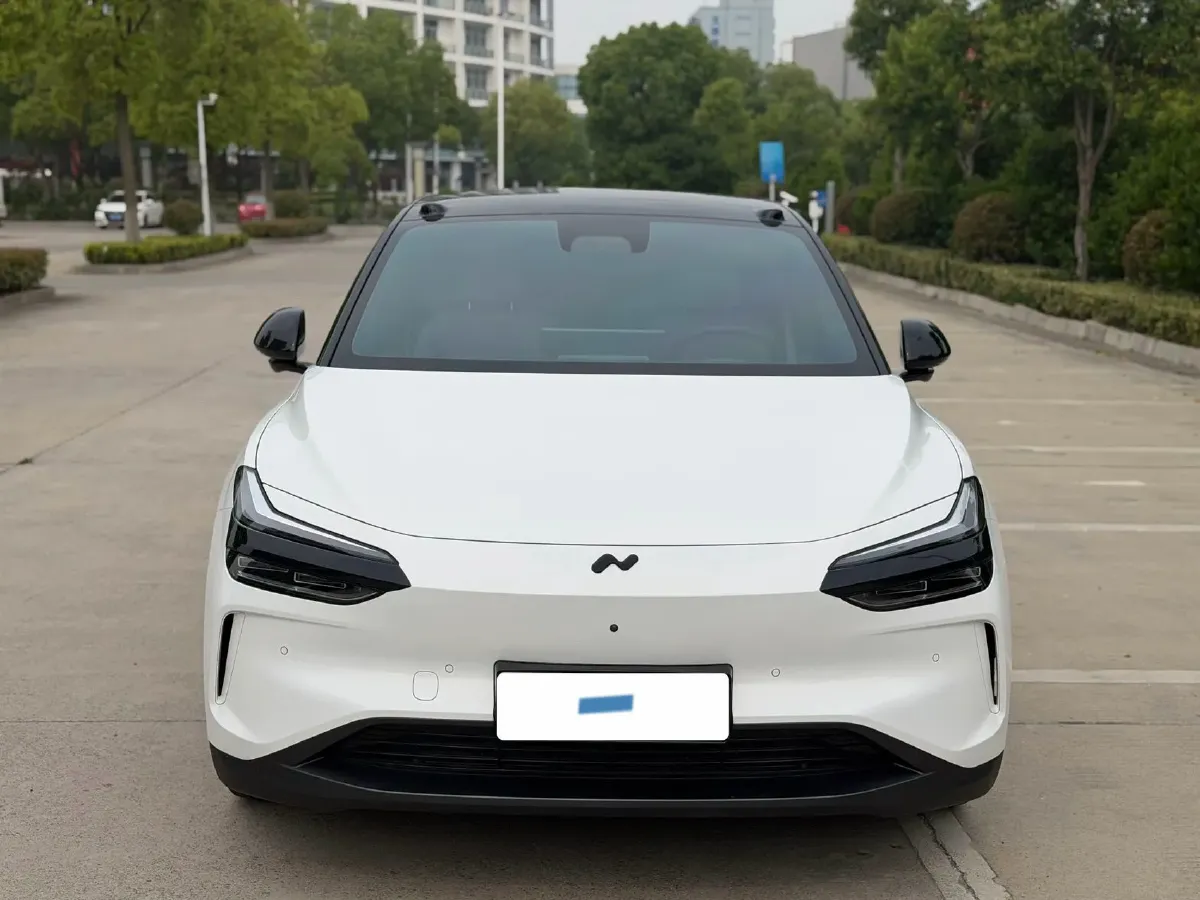 2024 IM L6 BEV 75KWH,autocango,china used car exporter,china ev exporter,chinese used car exporter,chinese used ev exporter