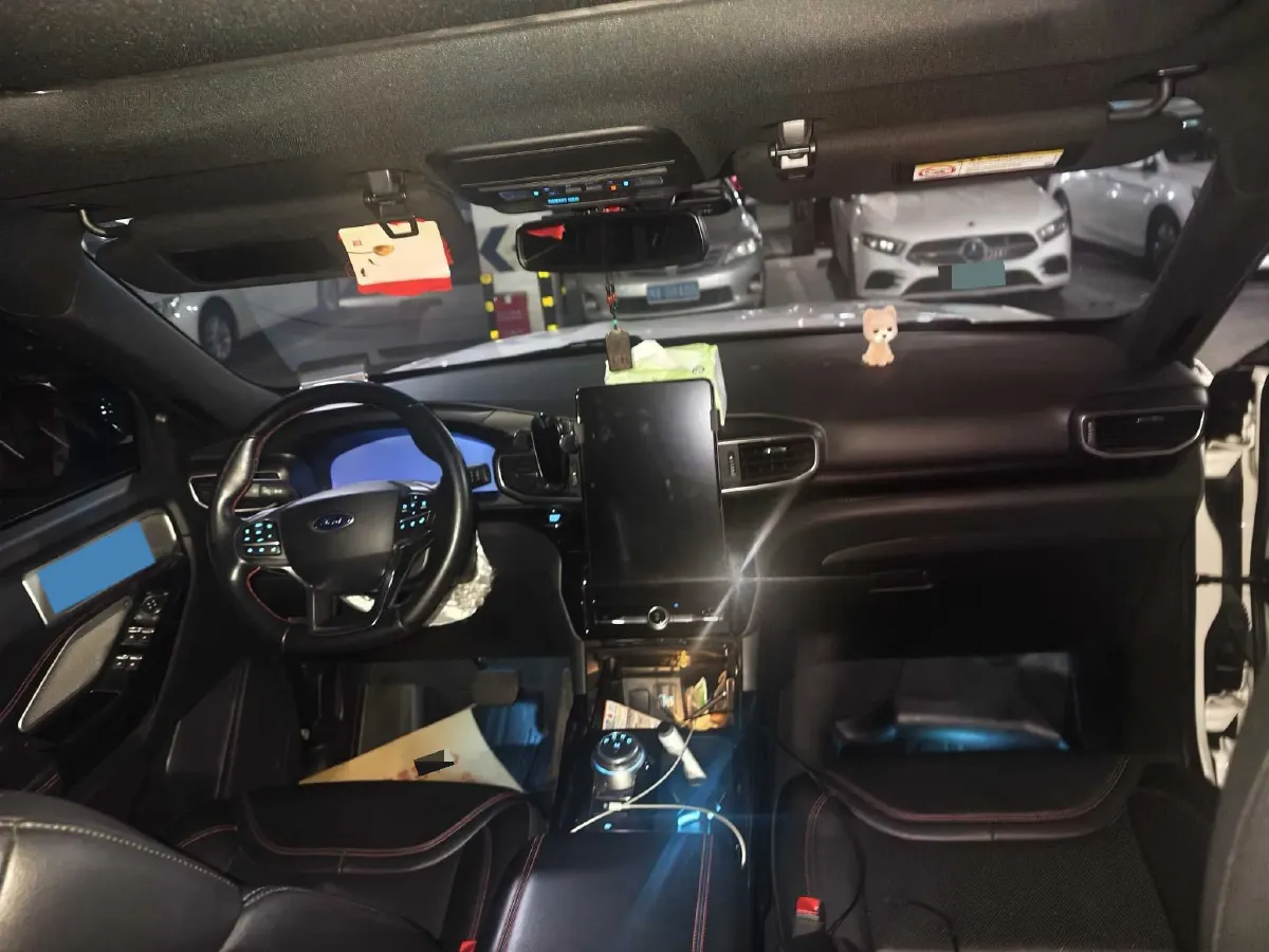 2020 Ford Explorer 2.3T 276HP L4 10AT,autocango,china used car exporter,china ev exporter,chinese used car exporter,chinese used ev exporter