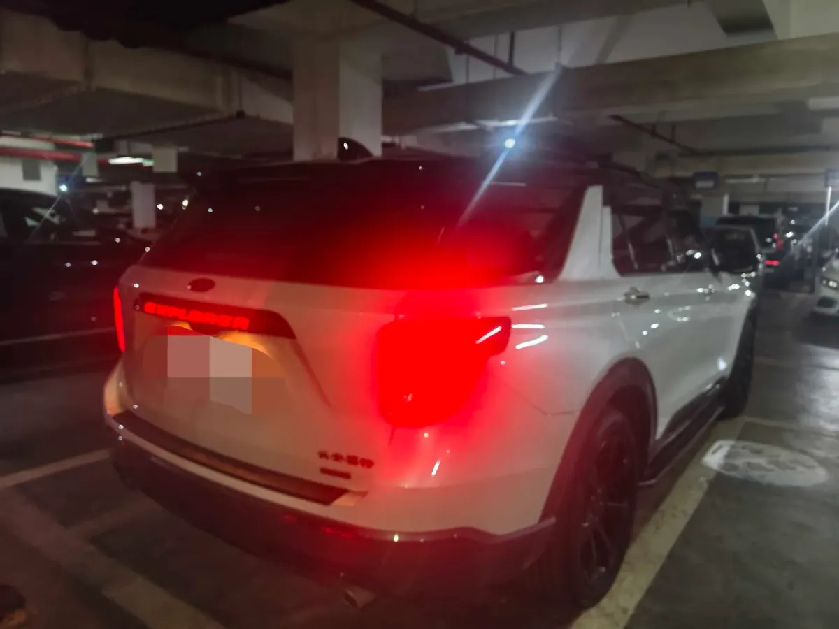 2020 Ford Explorer 2.3T 276HP L4 10AT,autocango,china used car exporter,china ev exporter,chinese used car exporter,chinese used ev exporter