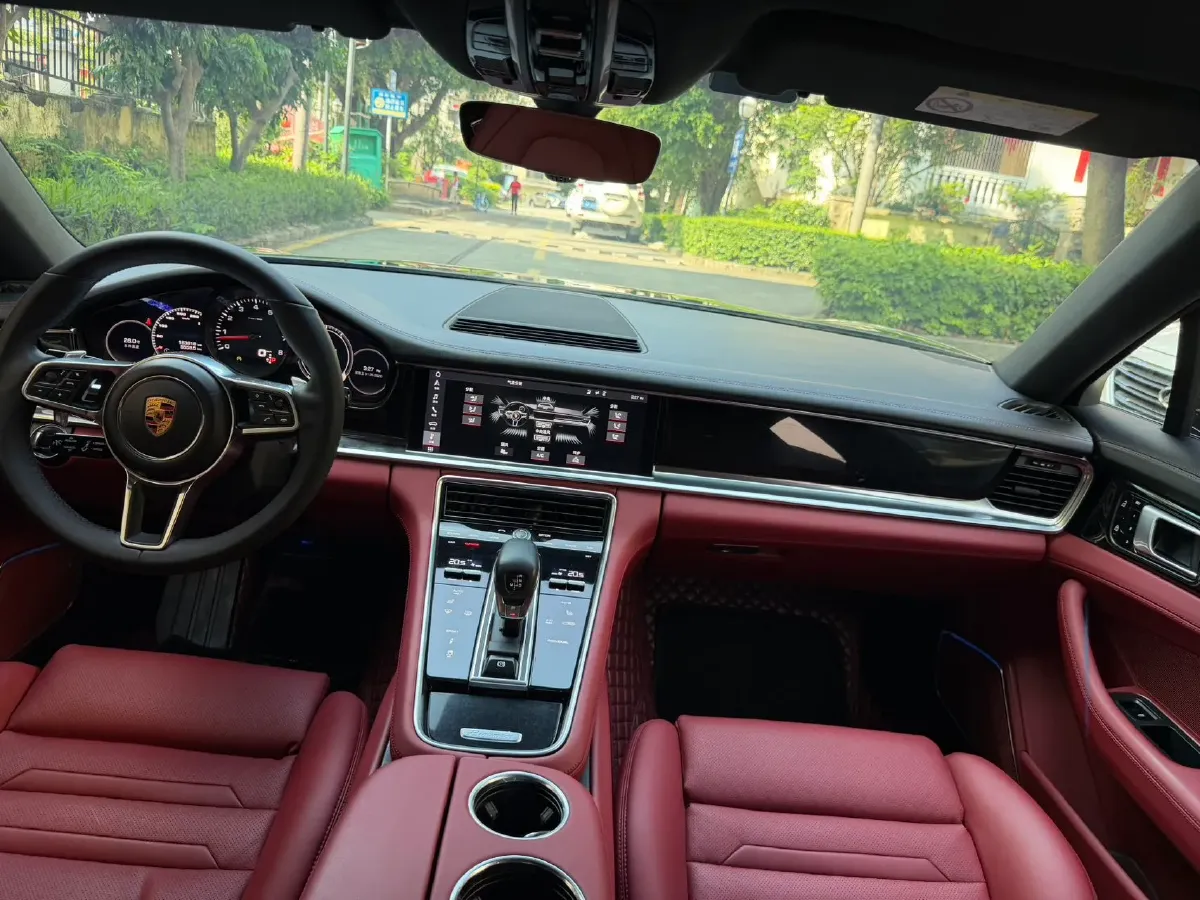 2019 Porsche Panamera 2.9T 330HP V6 8DCT,autocango,china used car exporter,china ev exporter,chinese used car exporter,chinese used ev exporter