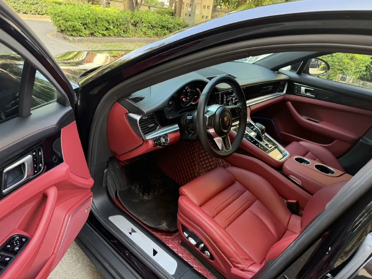 2019 Porsche Panamera 2.9T 330HP V6 8DCT,autocango,china used car exporter,china ev exporter,chinese used car exporter,chinese used ev exporter