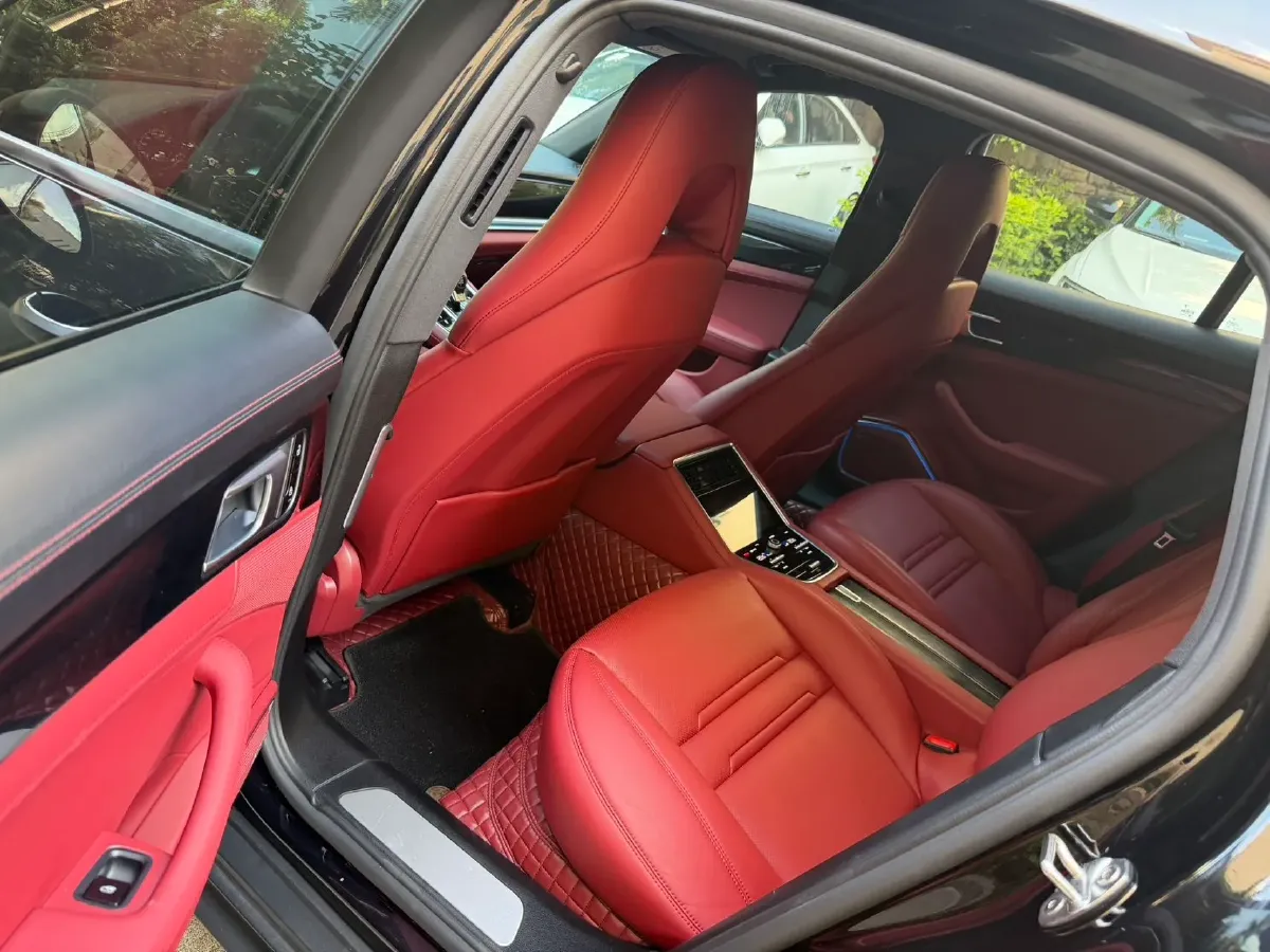 2019 Porsche Panamera 2.9T 330HP V6 8DCT,autocango,china used car exporter,china ev exporter,chinese used car exporter,chinese used ev exporter