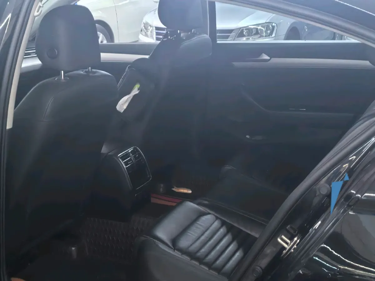 2019 Citroen C6 1.6T 170HP L4 6AT,autocango,china used car exporter,china ev exporter,chinese used car exporter,chinese used ev exporter