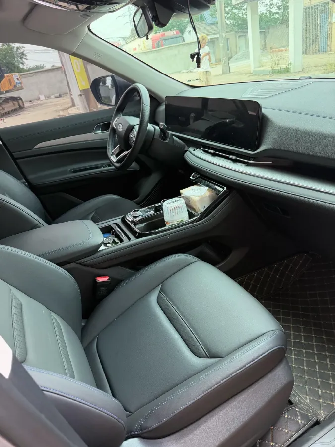 2025 Ford Equator Sport 1.5T 170HP L4 7DCT,autocango,china used car exporter,china ev exporter,chinese used car exporter,chinese used ev exporter