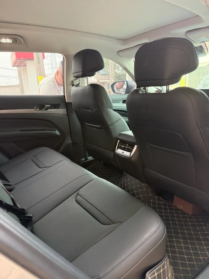 2025 Ford Equator Sport 1.5T 170HP L4 7DCT,autocango,china used car exporter,china ev exporter,chinese used car exporter,chinese used ev exporter