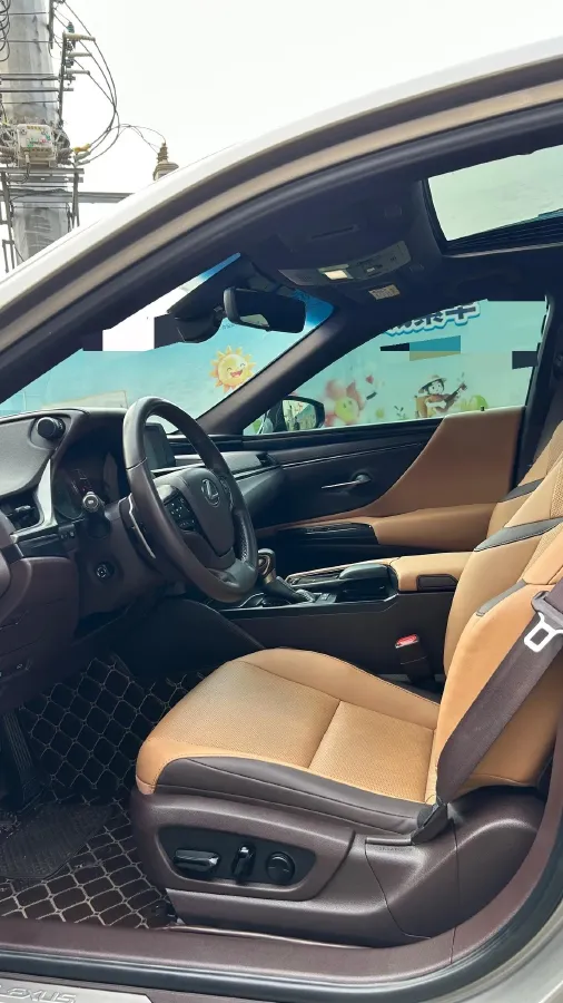 2021 Lexus ES 2.5L 178HP L4 E-CVT Hybrid,autocango,china used car exporter,china ev exporter,chinese used car exporter,chinese used ev exporter