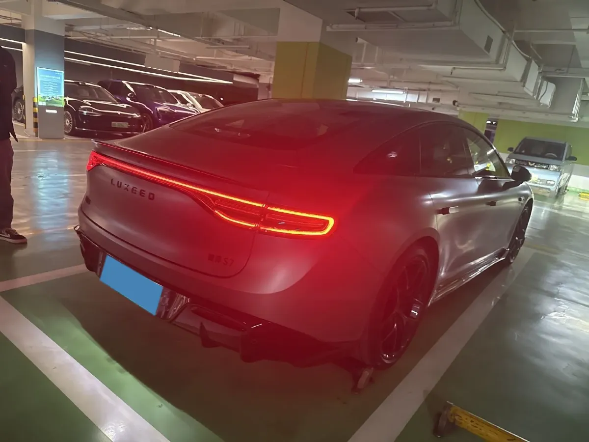 2025 Luxeed S7 BEV,autocango,china used car exporter,china ev exporter,chinese used car exporter,chinese used ev exporter