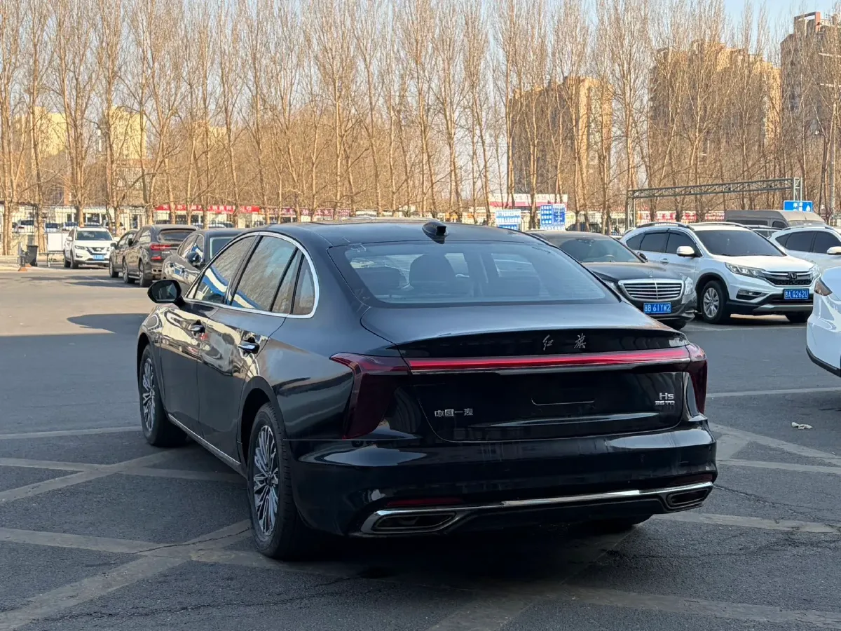 2025 HongQi H5 2.0T 224HP L4 8AT,autocango,china used car exporter,china ev exporter,chinese used car exporter,chinese used ev exporter
