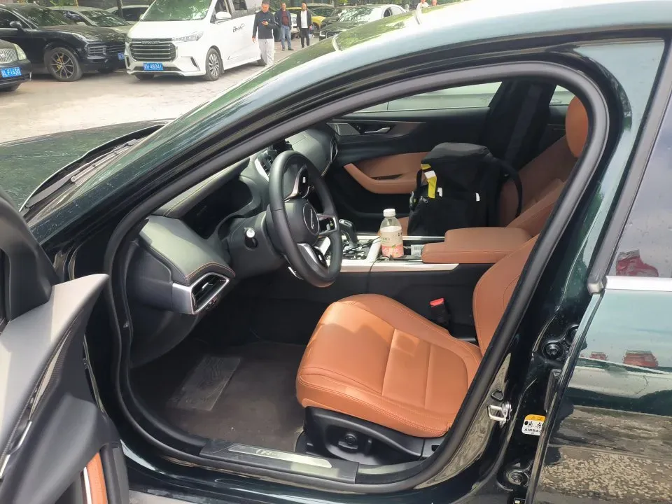 2024 Jaguar XEL 2.0T 250HP L4 8AT,autocango,china used car exporter,china ev exporter,chinese used car exporter,chinese used ev exporter