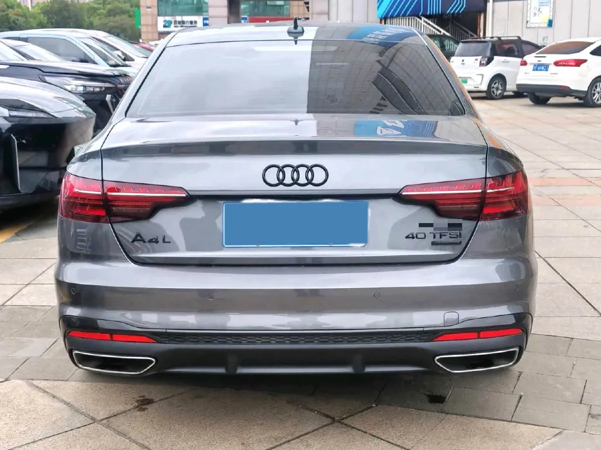 2024 Audi A4L 2.0T 190HP L4 7DCT,autocango,china used car exporter,china ev exporter,chinese used car exporter,chinese used ev exporter