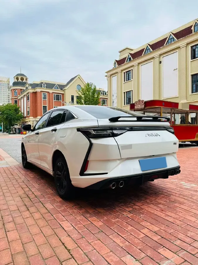 2023 DongFeng Aeolus YiXuan 1.5L 125HP L4 6DCT,autocango,china used car exporter,china ev exporter,chinese used car exporter,chinese used ev exporter