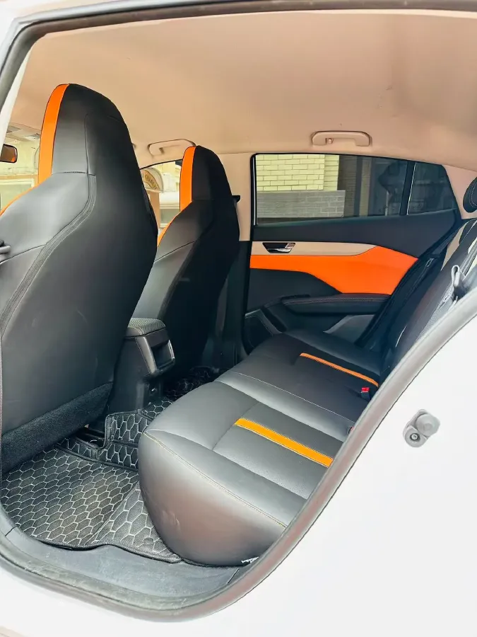 2023 DongFeng Aeolus YiXuan 1.5L 125HP L4 6DCT,autocango,china used car exporter,china ev exporter,chinese used car exporter,chinese used ev exporter