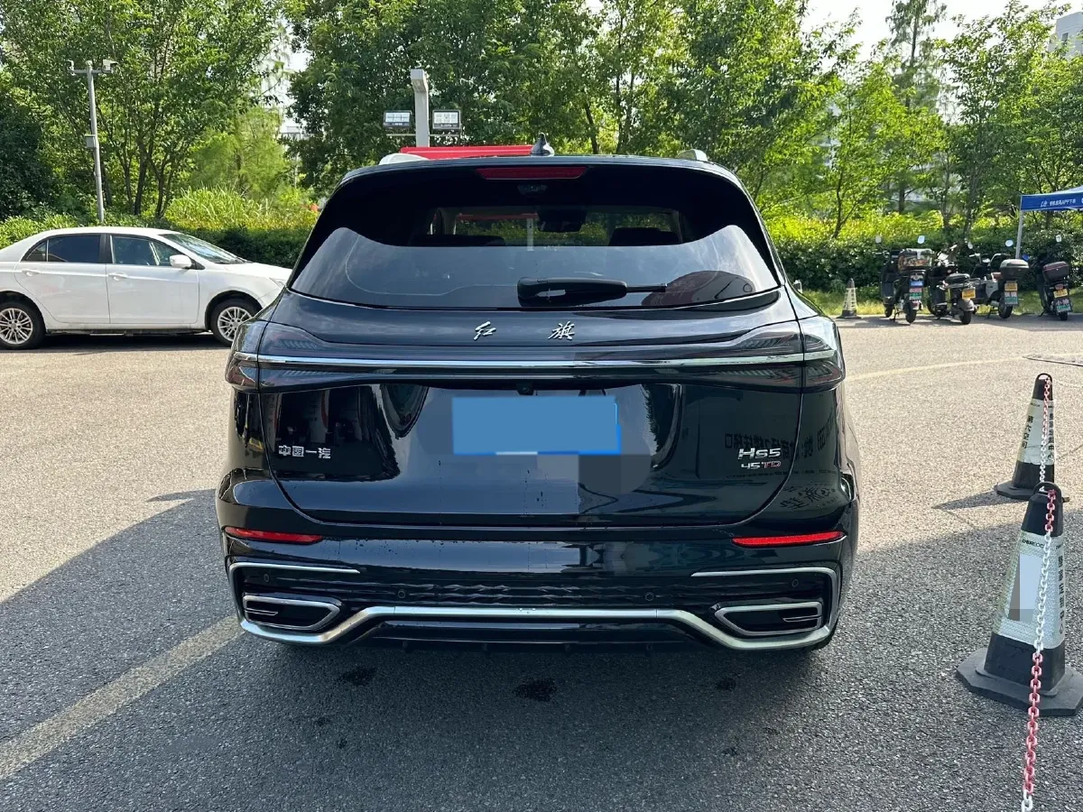 2023 HongQi HS5 2.0T 252HP L4 8AT,autocango,china used car exporter,china ev exporter,chinese used car exporter,chinese used ev exporter