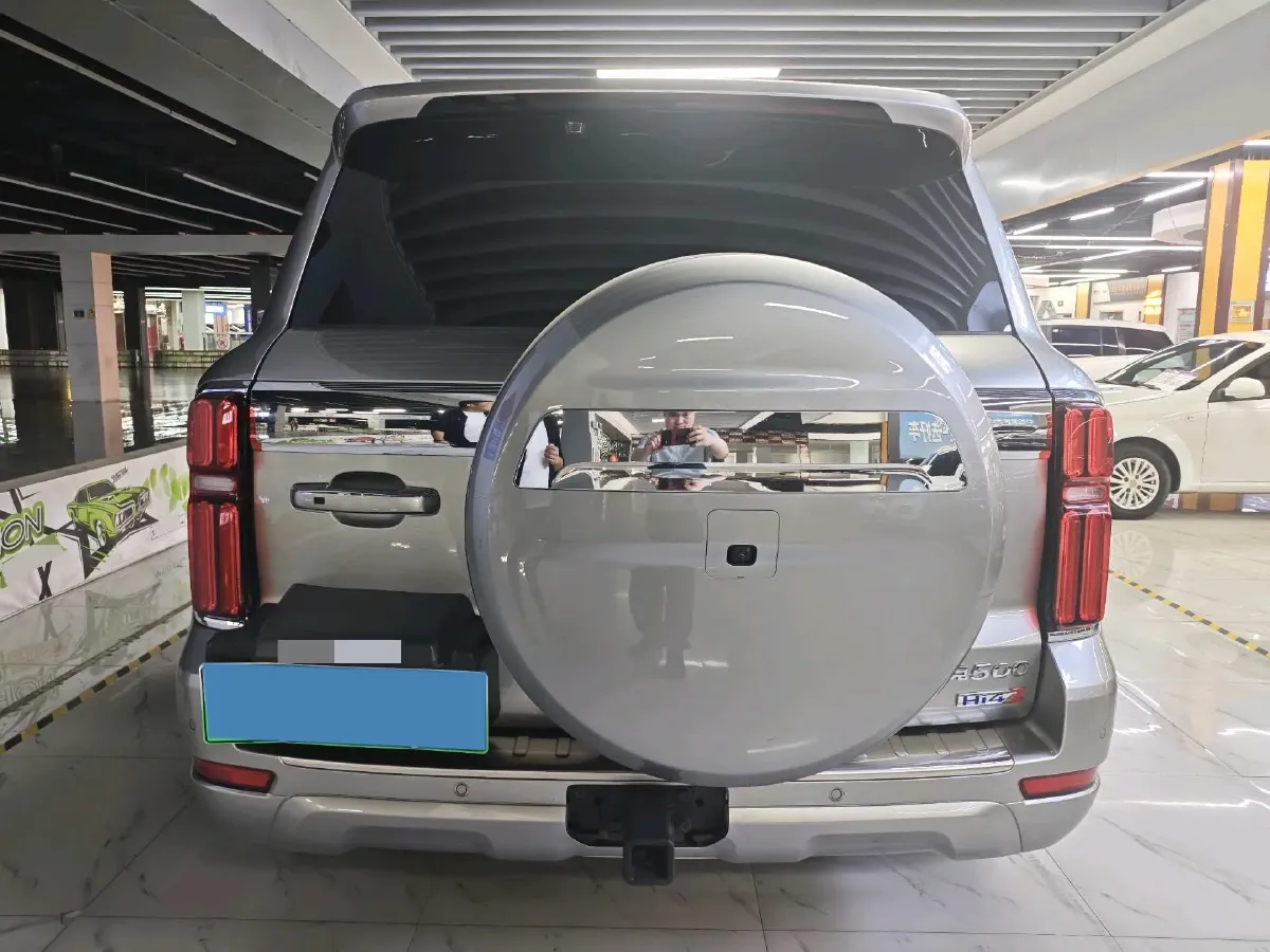 2025 Tank 500 2.0T 252HP L4 3DHT PHEV 59.05KWH,autocango,china used car exporter,china ev exporter,chinese used car exporter,chinese used ev exporter