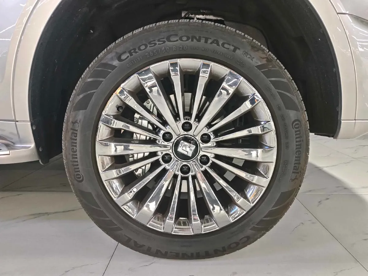 2025 Tank 500 2.0T 252HP L4 3DHT PHEV 59.05KWH,autocango,china used car exporter,china ev exporter,chinese used car exporter,chinese used ev exporter