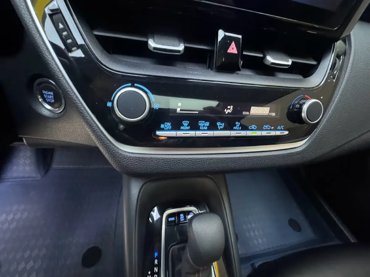 2021 Toyota Corolla 1.2T 116HP L4 CVT,autocango,china used car exporter,china ev exporter,chinese used car exporter,chinese used ev exporter