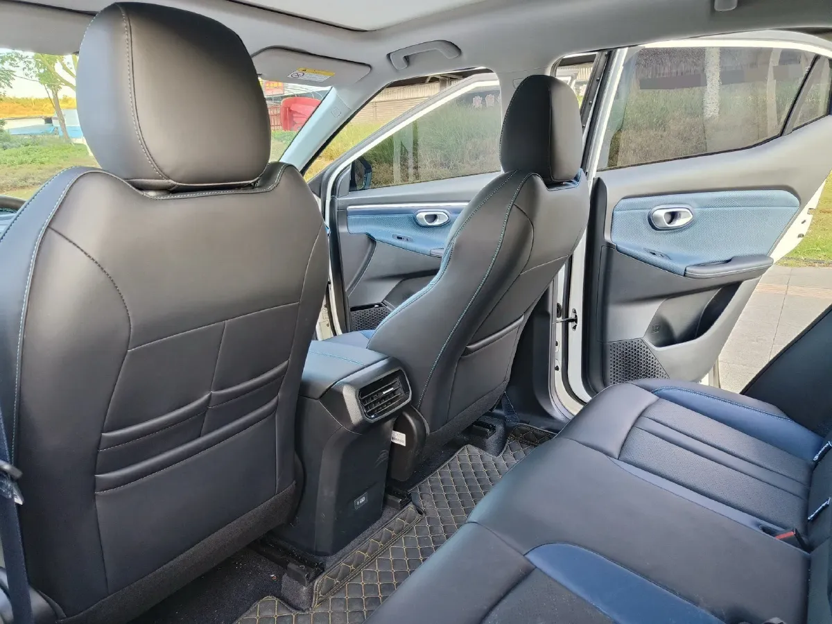 2023 GAC Trumpchi GS3 1.5T 177HP L4 7DCT,autocango,china used car exporter,china ev exporter,chinese used car exporter,chinese used ev exporter