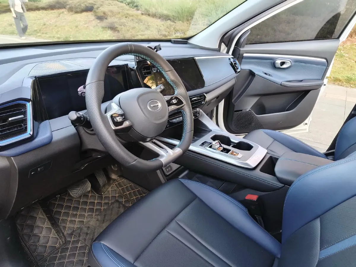 2023 GAC Trumpchi GS3 1.5T 177HP L4 7DCT,autocango,china used car exporter,china ev exporter,chinese used car exporter,chinese used ev exporter