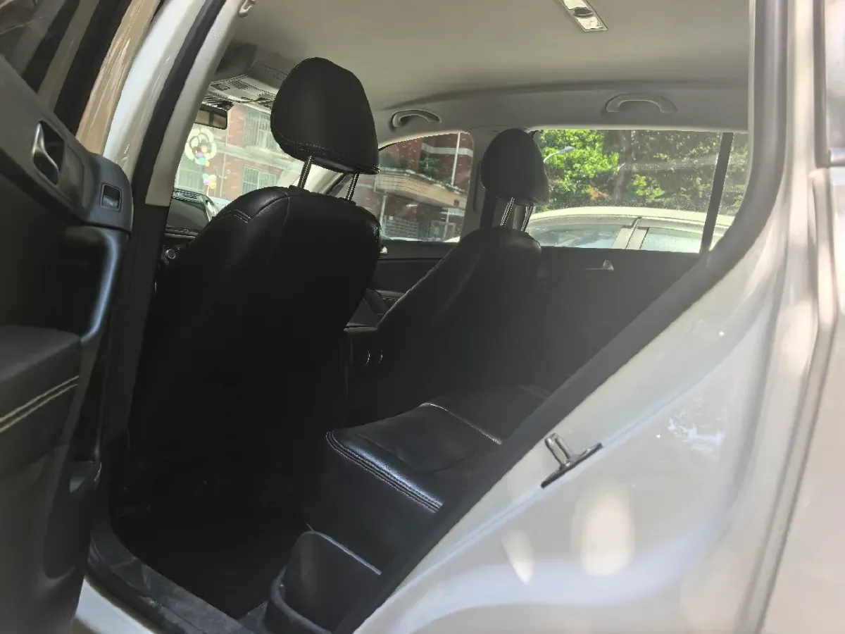 2017 MAXUS T60 2.0T 224HP L4 6AT,autocango,china used car exporter,china ev exporter,chinese used car exporter,chinese used ev exporter
