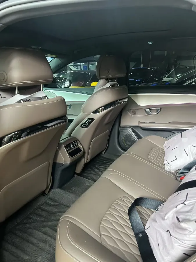 2024 BYD Han 1.5T 139HP L4 E-CVT PHEV 18.316KWH,autocango,china used car exporter,china ev exporter,chinese used car exporter,chinese used ev exporter