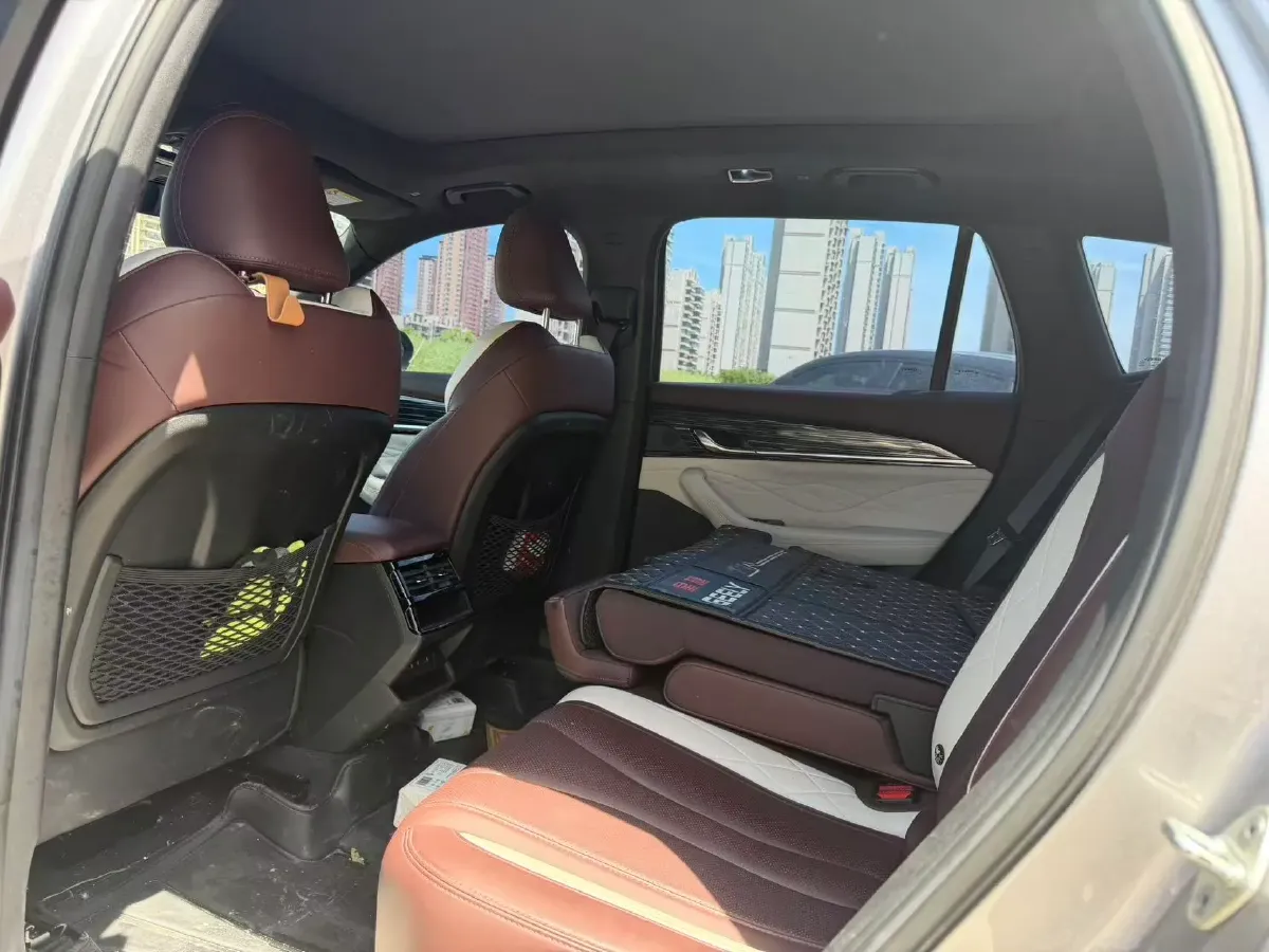 2021 Geely Monjaro 2.0T 218HP L4 7DCT,autocango,china used car exporter,china ev exporter,chinese used car exporter,chinese used ev exporter