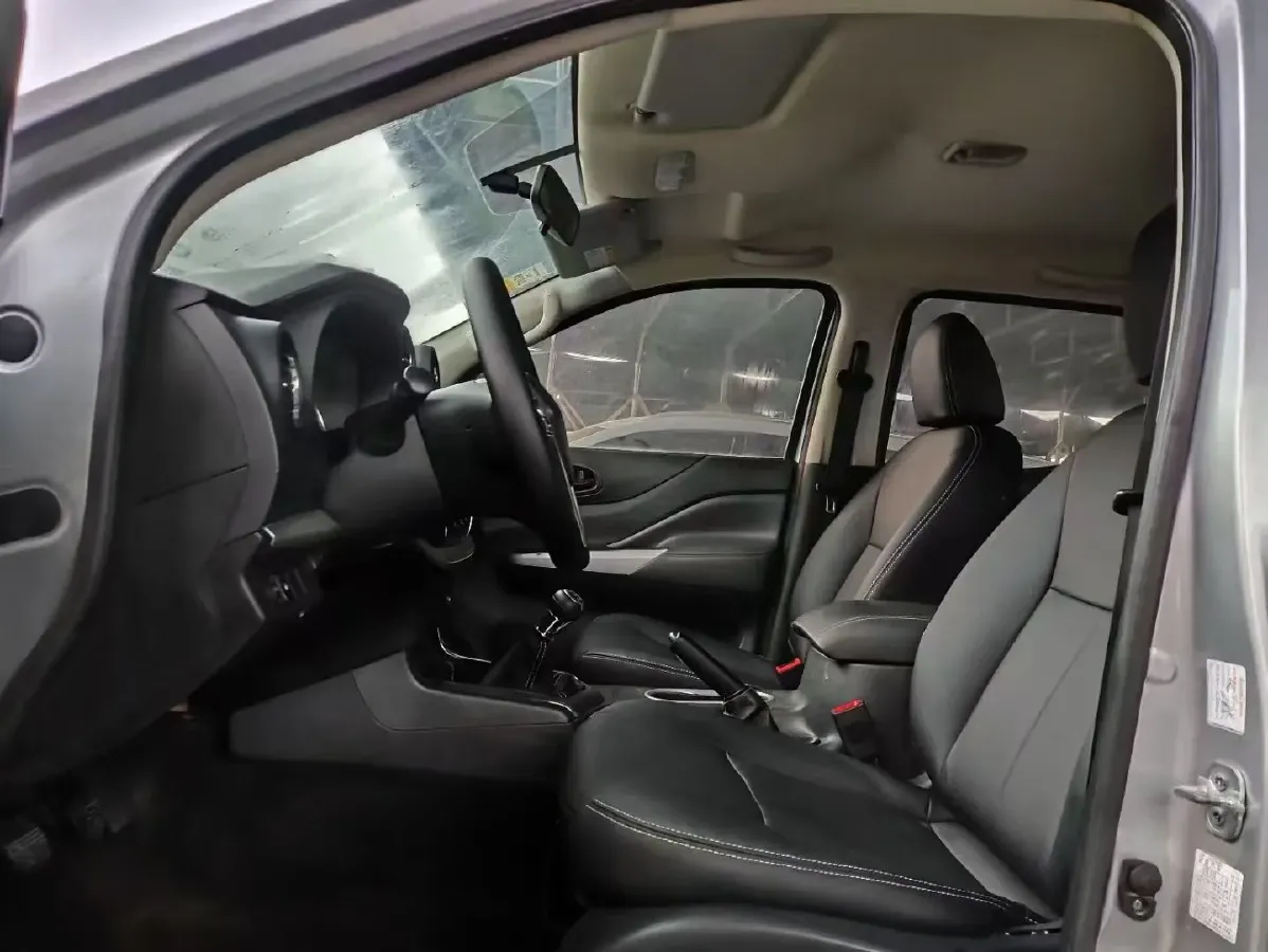 2019 Dongfeng RuiQi 6 2.4L 158HP L4 5MT,autocango,china used car exporter,china ev exporter,chinese used car exporter,chinese used ev exporter