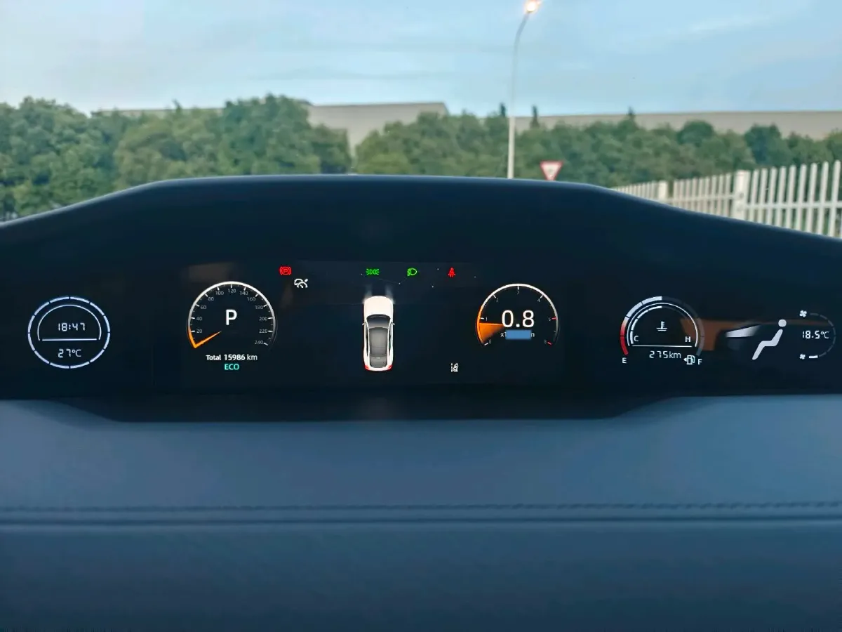 2023 ChangAn UNI-V 1.5T 188HP L4 7DCT,autocango,china used car exporter,china ev exporter,chinese used car exporter,chinese used ev exporter