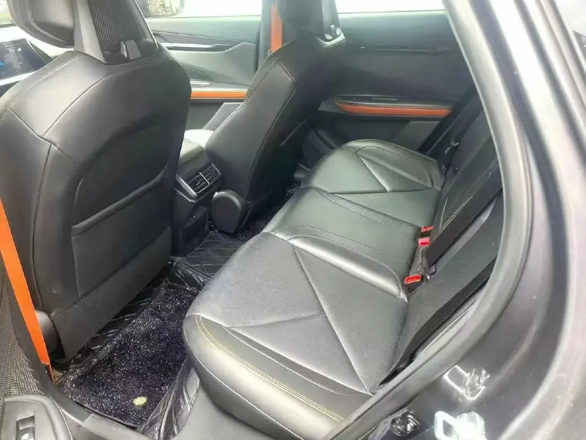 2022 ChangAn UNI-V 1.5T 188HP L4 7DCT,autocango,china used car exporter,china ev exporter,chinese used car exporter,chinese used ev exporter