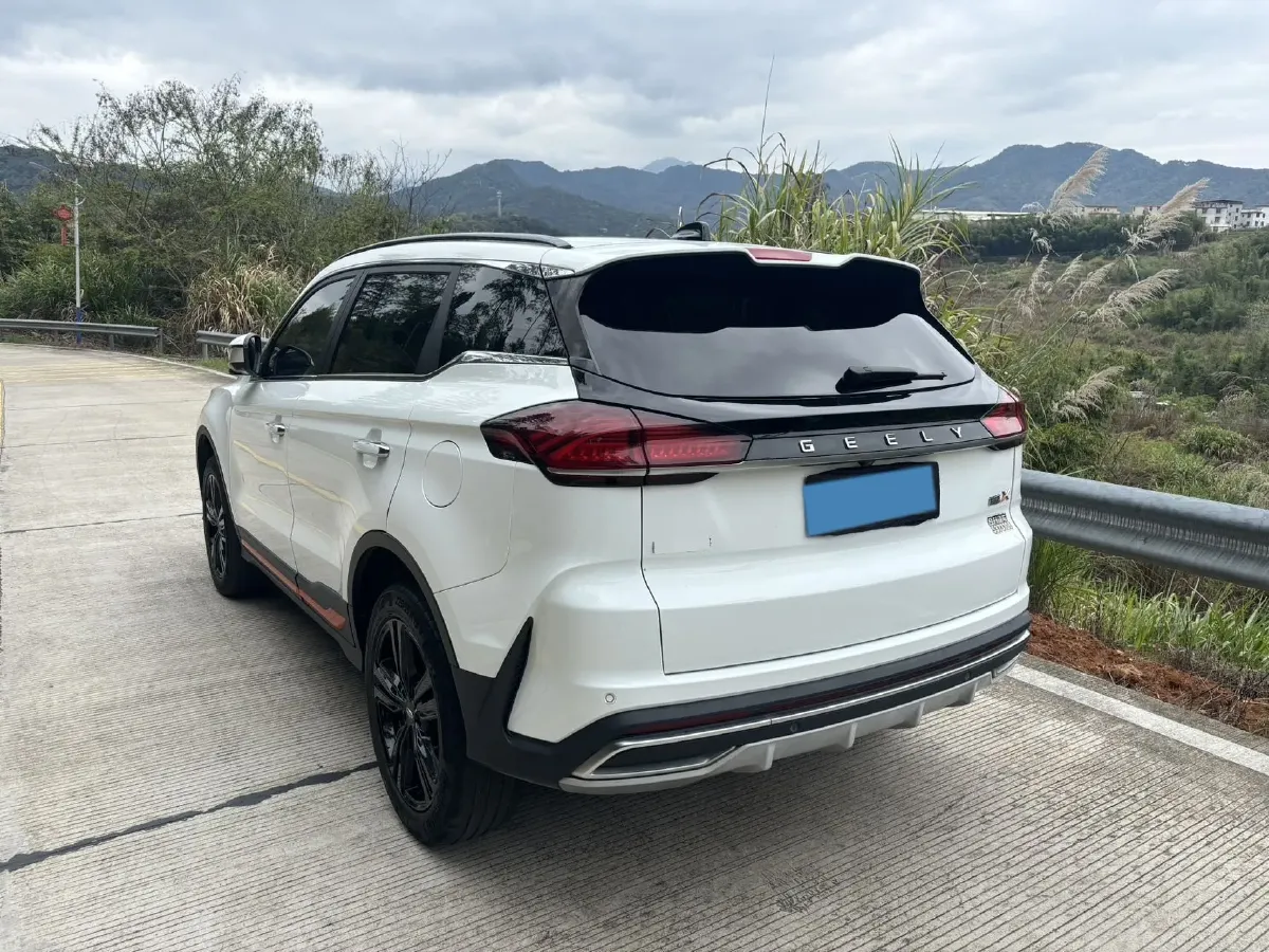 2022 Geely Azkarra 1.8T 184HP L4 7DCT,autocango,china used car exporter,china ev exporter,chinese used car exporter,chinese used ev exporter