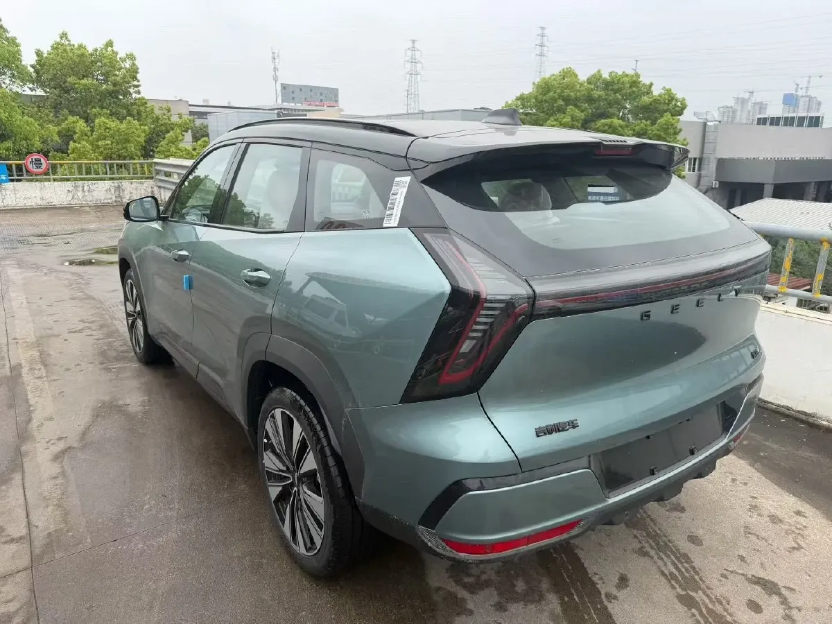 2025 Geely StarRay 1.5T 181HP L4 7DCT,autocango,china used car exporter,china ev exporter,chinese used car exporter,chinese used ev exporter