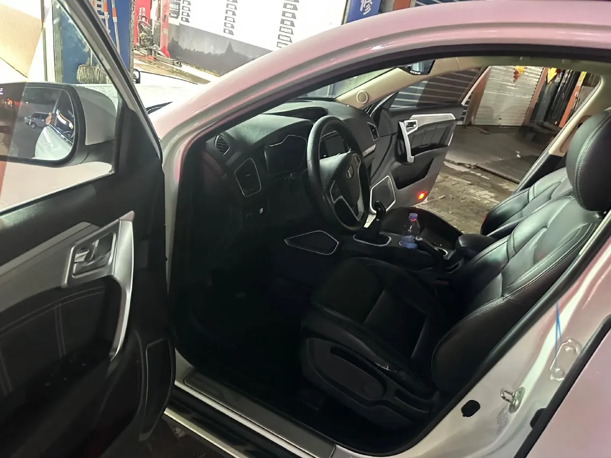 2016 Geely Vision X6 1.8L 133HP L4 5MT,autocango,china used car exporter,china ev exporter,chinese used car exporter,chinese used ev exporter