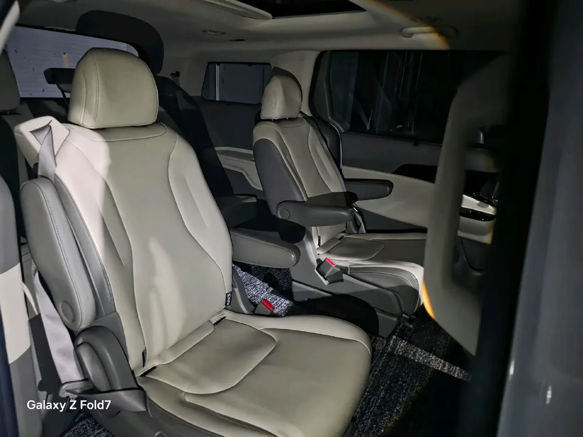 2021 Ford Mustang Mach-E BEV 80.3KWH,autocango,china used car exporter,china ev exporter,chinese used car exporter,chinese used ev exporter