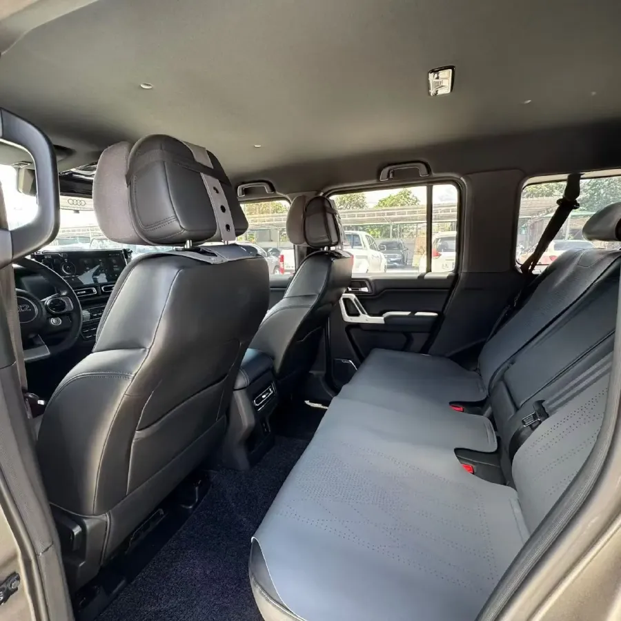 2024 212 212 T01 2.0T 252HP L4 8AT,autocango,china used car exporter,china ev exporter,chinese used car exporter,chinese used ev exporter