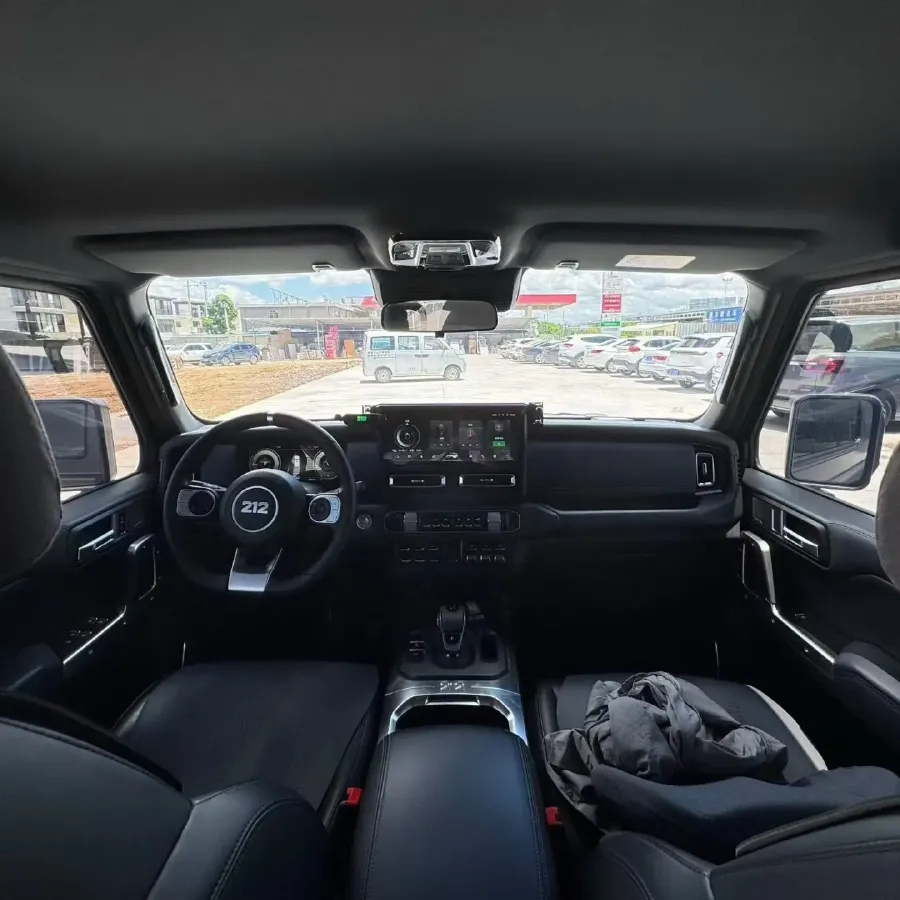 2024 212 212 T01 2.0T 252HP L4 8AT,autocango,china used car exporter,china ev exporter,chinese used car exporter,chinese used ev exporter