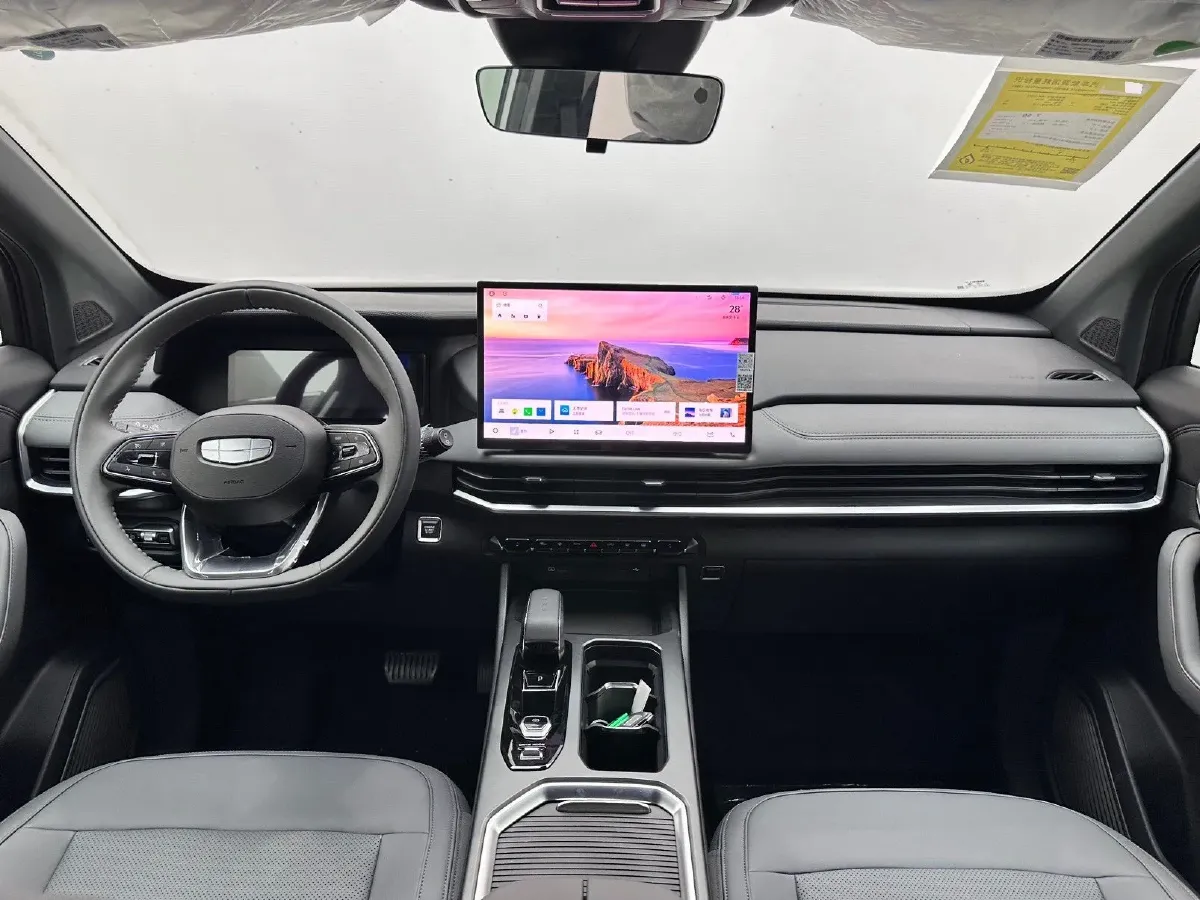 2026 Geely Okavango L 1.5T 181HP L4 7DCT,autocango,china used car exporter,china ev exporter,chinese used car exporter,chinese used ev exporter