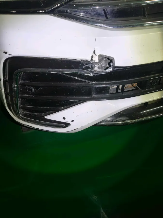 2024 Volkswagen Tiguan L 2.0T 186HP L4 7DCT,autocango,china used car exporter,china ev exporter,chinese used car exporter,chinese used ev exporter