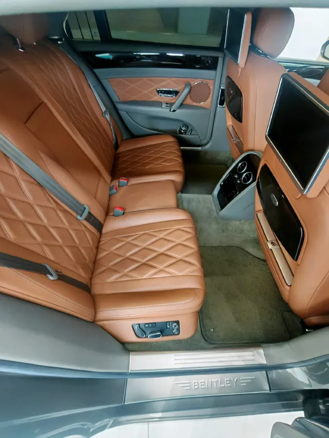 2016 Bentley Flying Spur 4.0T 507HP V8 8AT,autocango,china used car exporter,china ev exporter,chinese used car exporter,chinese used ev exporter