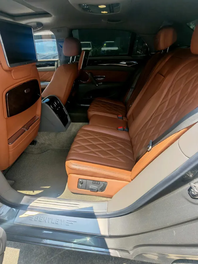 2016 Bentley Flying Spur 4.0T 507HP V8 8AT,autocango,china used car exporter,china ev exporter,chinese used car exporter,chinese used ev exporter