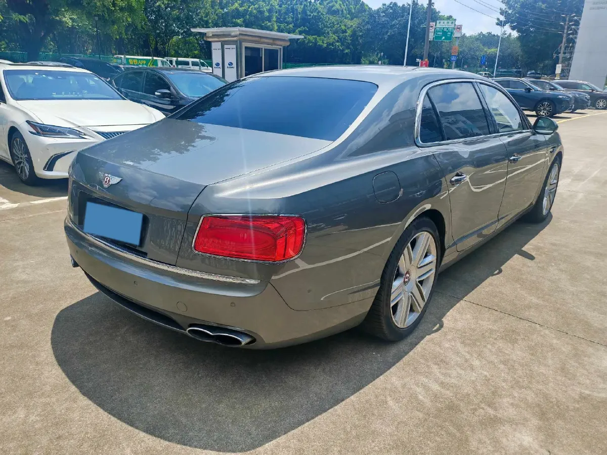2016 Bentley Flying Spur 4.0T 507HP V8 8AT,autocango,china used car exporter,china ev exporter,chinese used car exporter,chinese used ev exporter