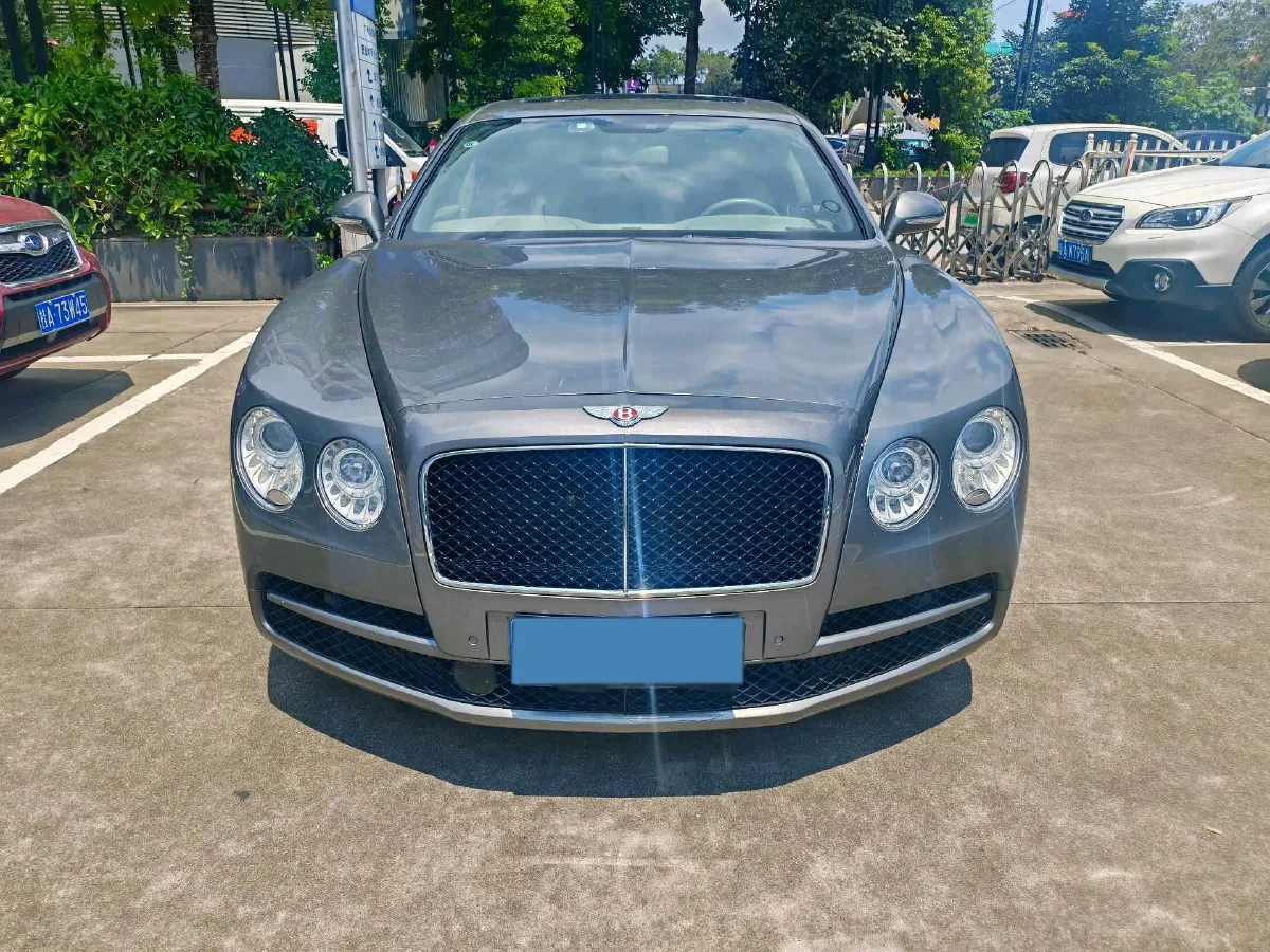 2016 Bentley Flying Spur 4.0T 507HP V8 8AT,autocango,china used car exporter,china ev exporter,chinese used car exporter,chinese used ev exporter