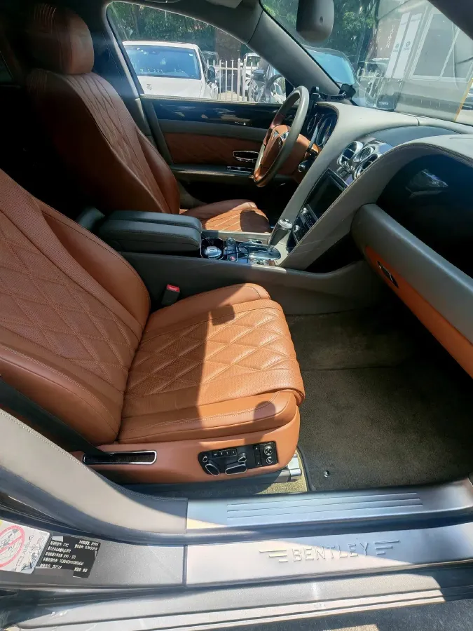 2016 Bentley Flying Spur 4.0T 507HP V8 8AT,autocango,china used car exporter,china ev exporter,chinese used car exporter,chinese used ev exporter