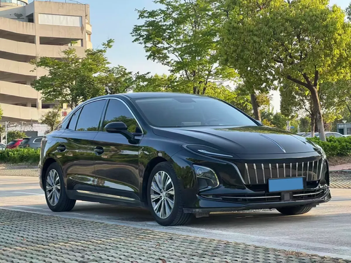 2022 HongQi E-QM5 BEV 54KWH,autocango,china used car exporter,china ev exporter,chinese used car exporter,chinese used ev exporter