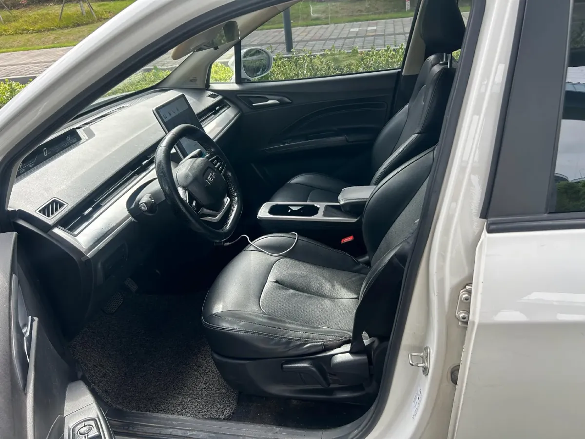 2022 ChangAn Oshan X7 Plus 1.5T 188HP L4 7DCT,autocango,china used car exporter,china ev exporter,chinese used car exporter,chinese used ev exporter