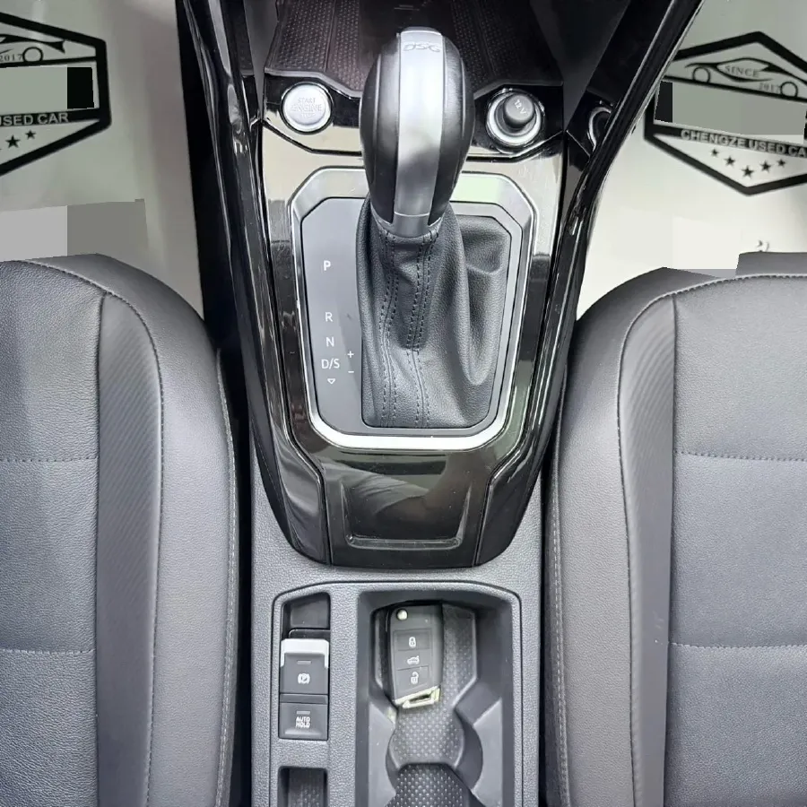 2022 Volkswagen T-Roc 1.4T 150HP L4 7DCT,autocango,china used car exporter,china ev exporter,chinese used car exporter,chinese used ev exporter