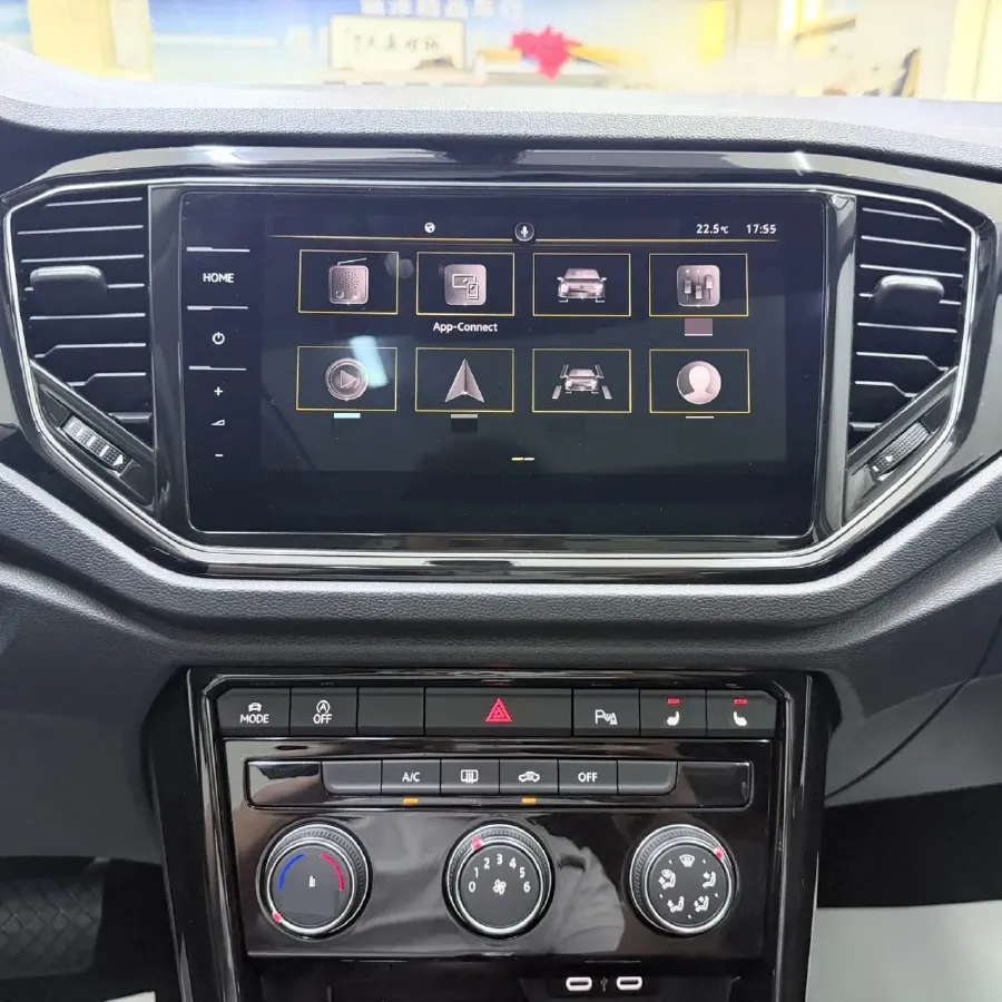 2022 Volkswagen T-Roc 1.4T 150HP L4 7DCT,autocango,china used car exporter,china ev exporter,chinese used car exporter,chinese used ev exporter
