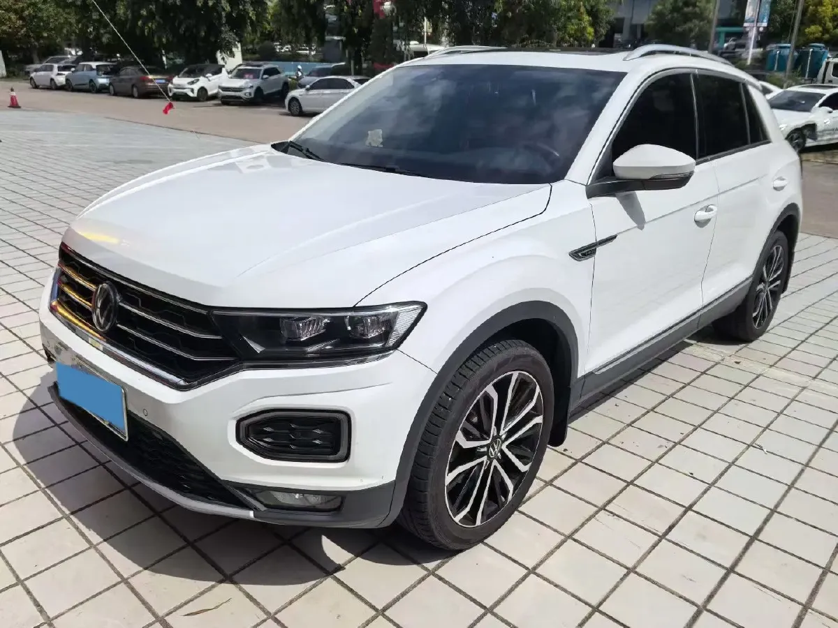 2022 Volkswagen T-Roc 1.4T 150HP L4 7DCT,autocango,china used car exporter,china ev exporter,chinese used car exporter,chinese used ev exporter